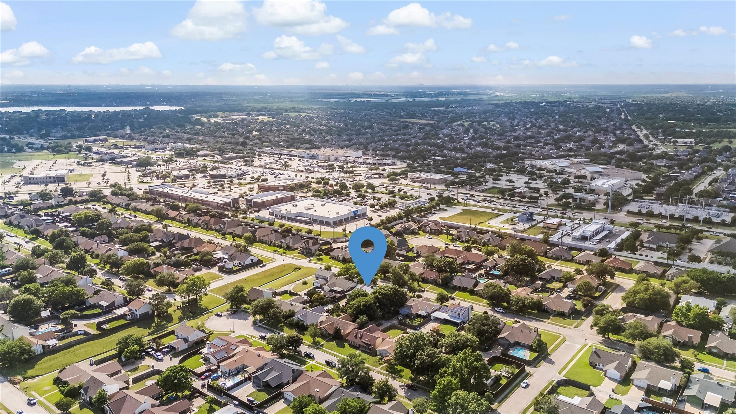 9212 Shipman Street Rowlett TX 75088