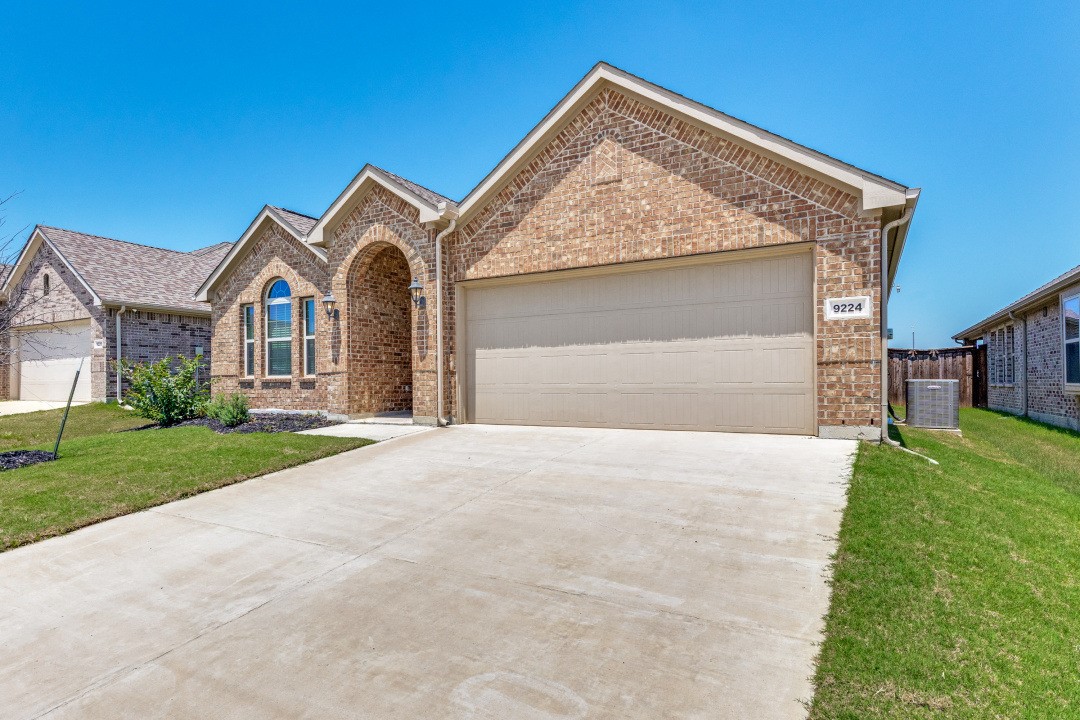 9224 Lace Cactus Drive Fort Worth TX 76131