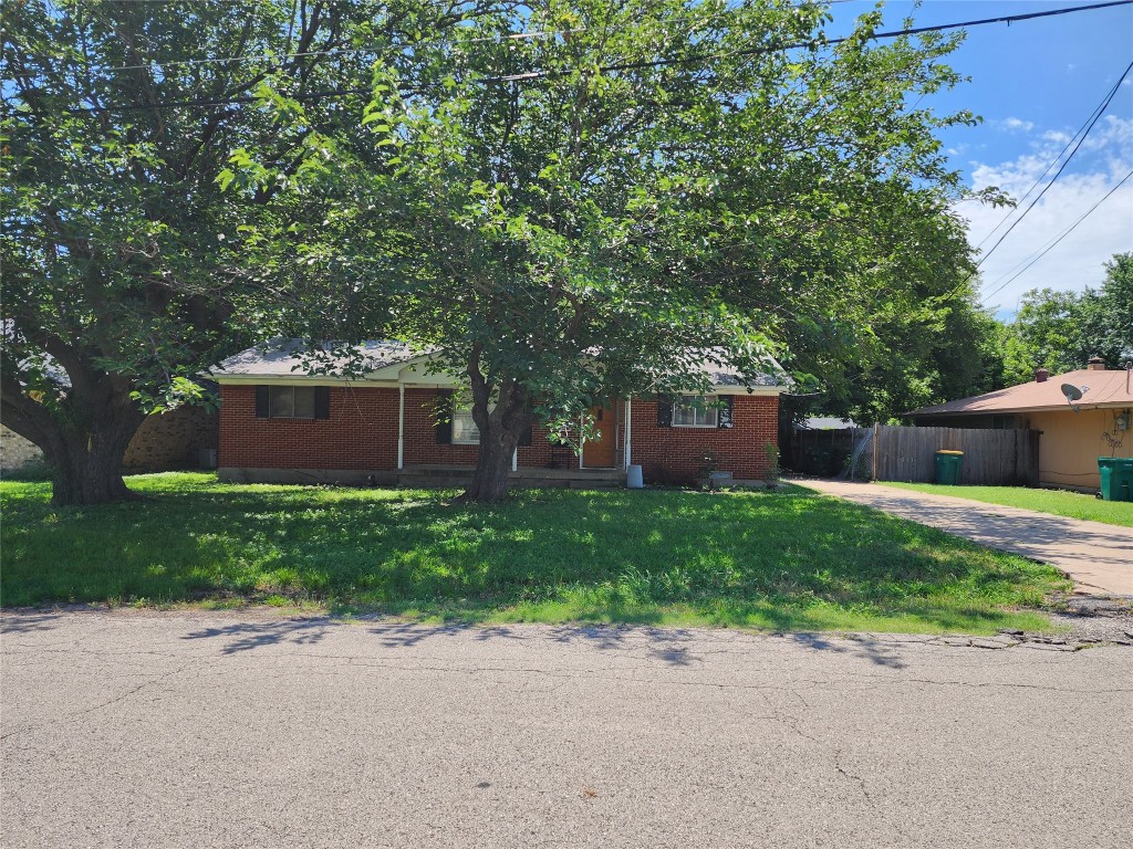 831 Green Pastures Drive Cedar Hill TX 75104