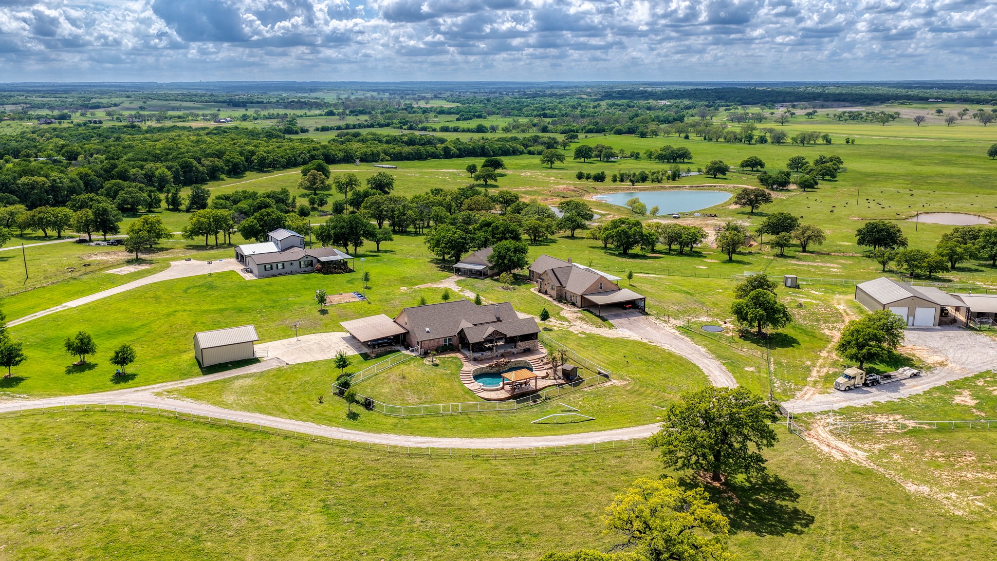 303 Private Road 3365 Boyd TX 76023