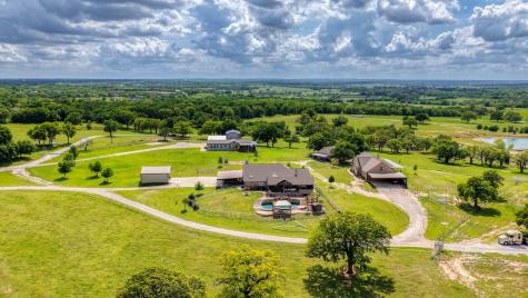 303 Private Road 3365 Boyd TX 76023