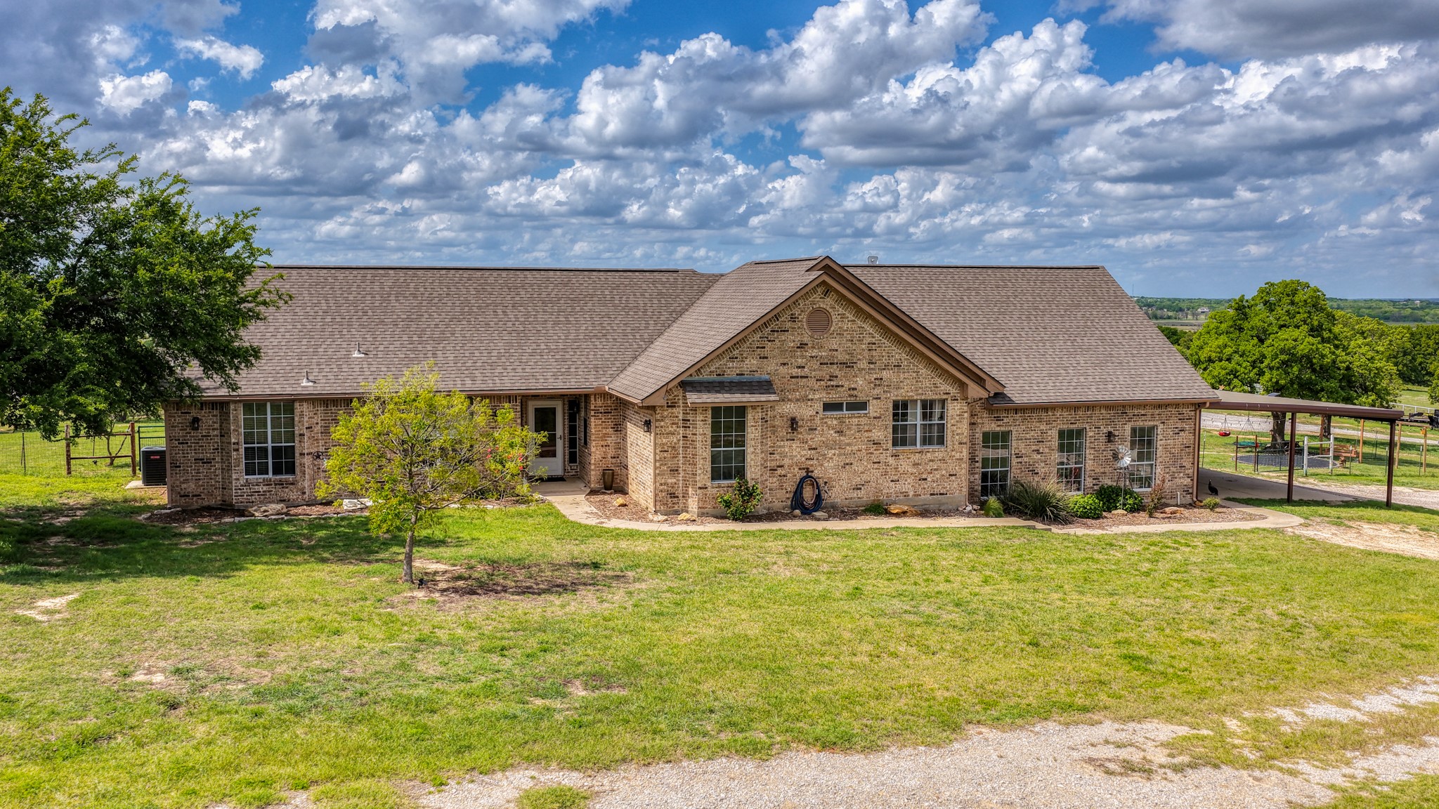 303 Private Road 3365 Boyd TX 76023