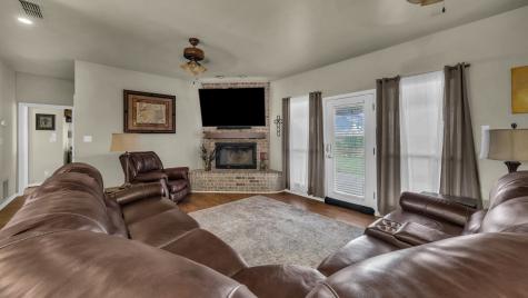 303 Private Road 3365 Boyd TX 76023
