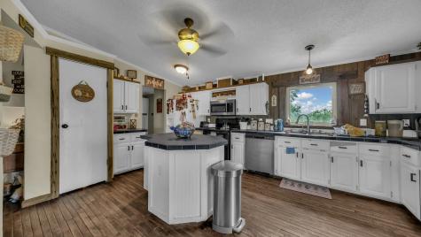 303 Private Road 3365 Boyd TX 76023