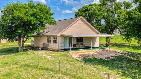 303 Private Road 3365 Boyd TX 76023