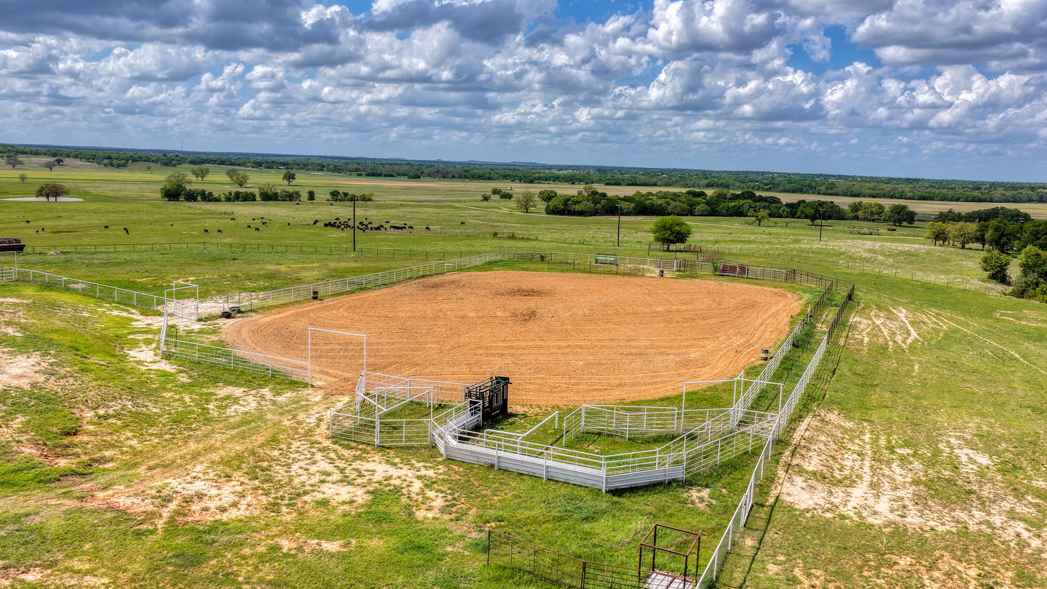 303 Private Road 3365 Boyd TX 76023