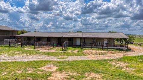 303 Private Road 3365 Boyd TX 76023