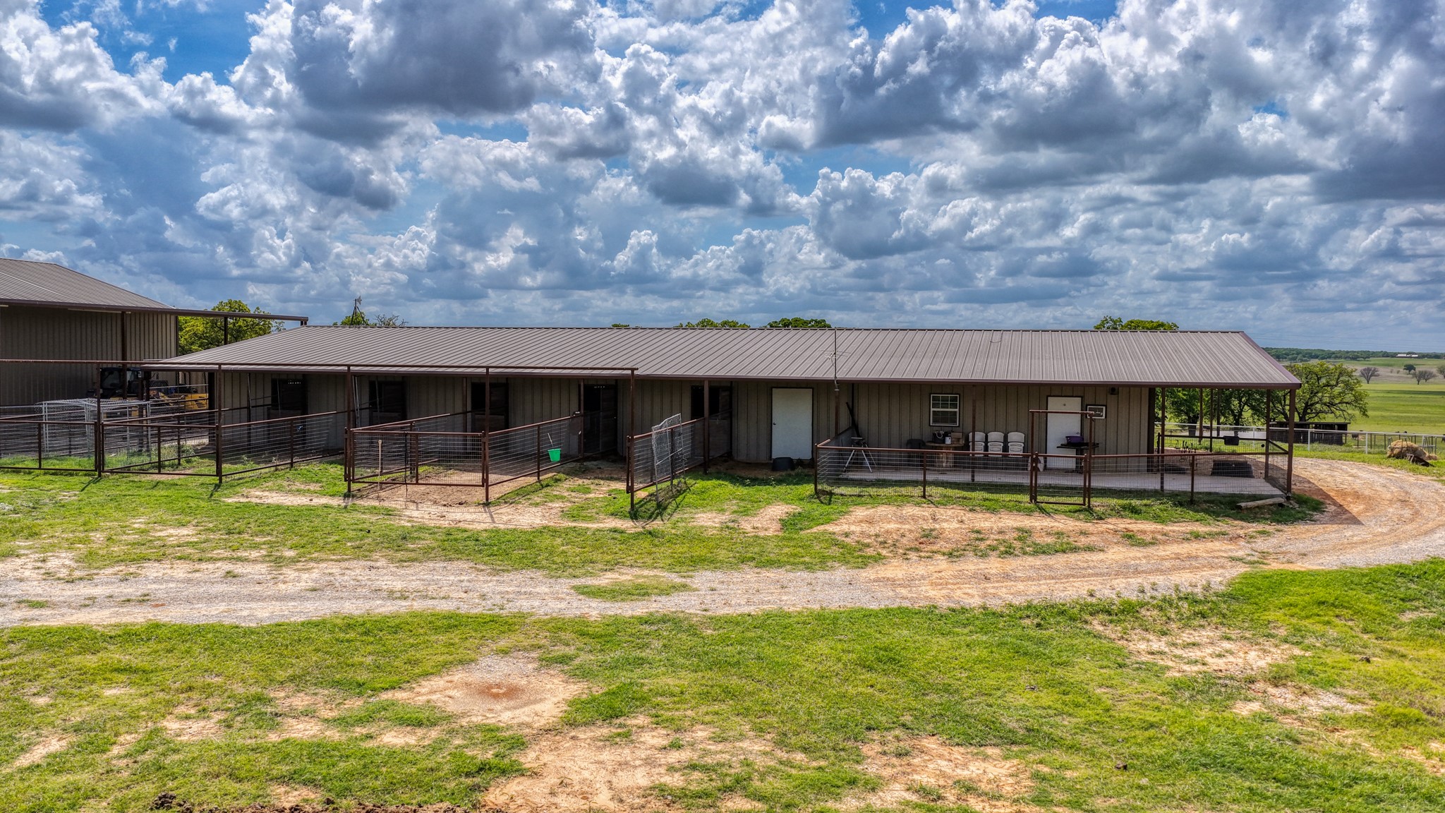 303 Private Road 3365 Boyd TX 76023