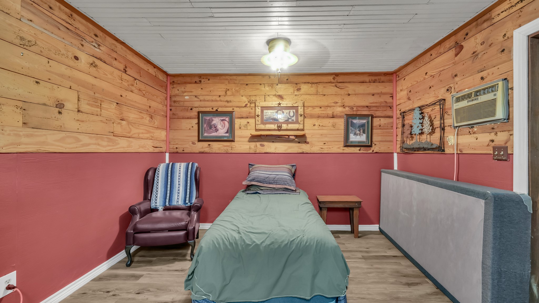 303 Private Road 3365 Boyd TX 76023