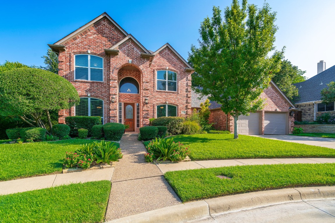 2406 Crockett Court Grapevine TX 76051