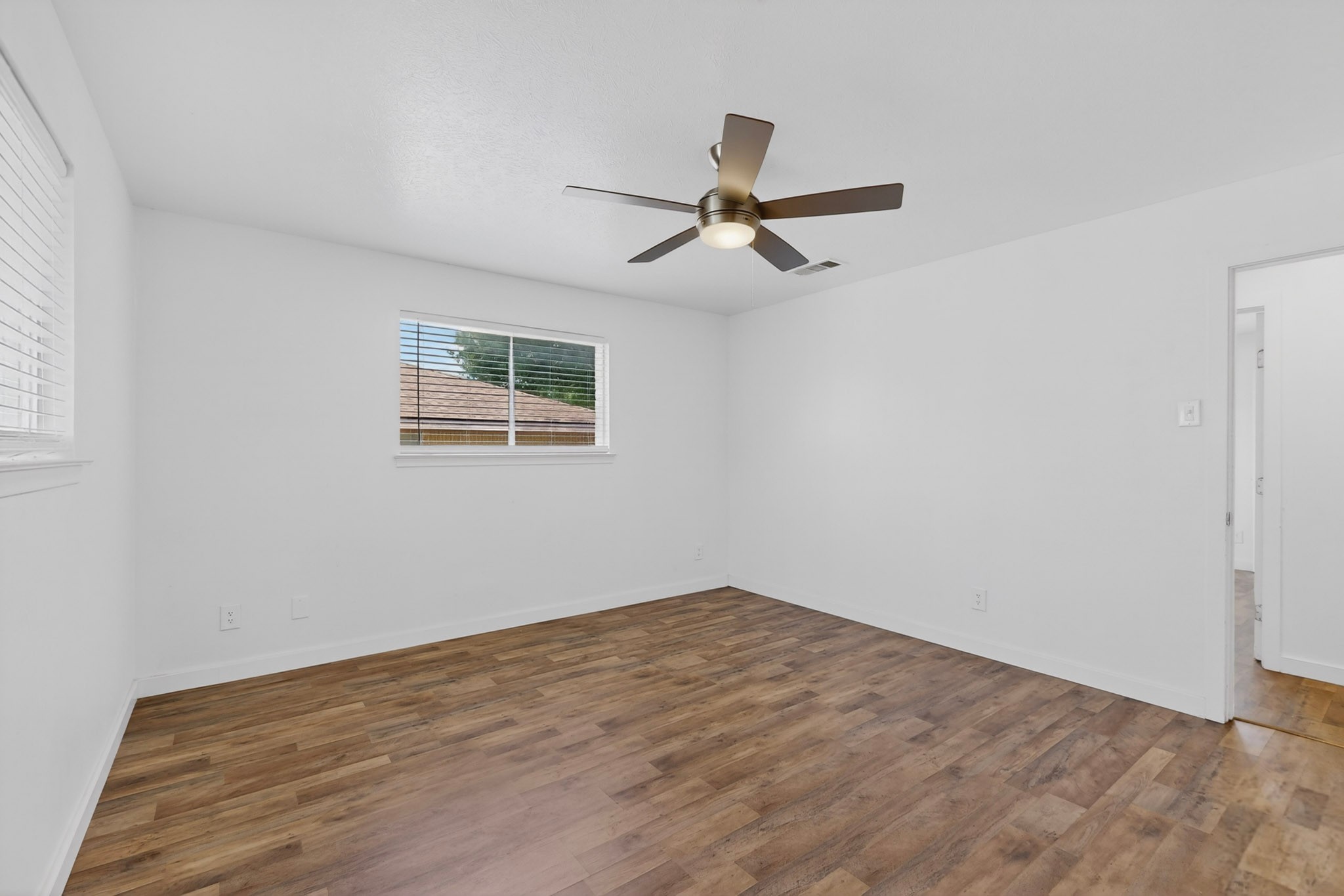 1545 Drury Drive Dallas TX 75232