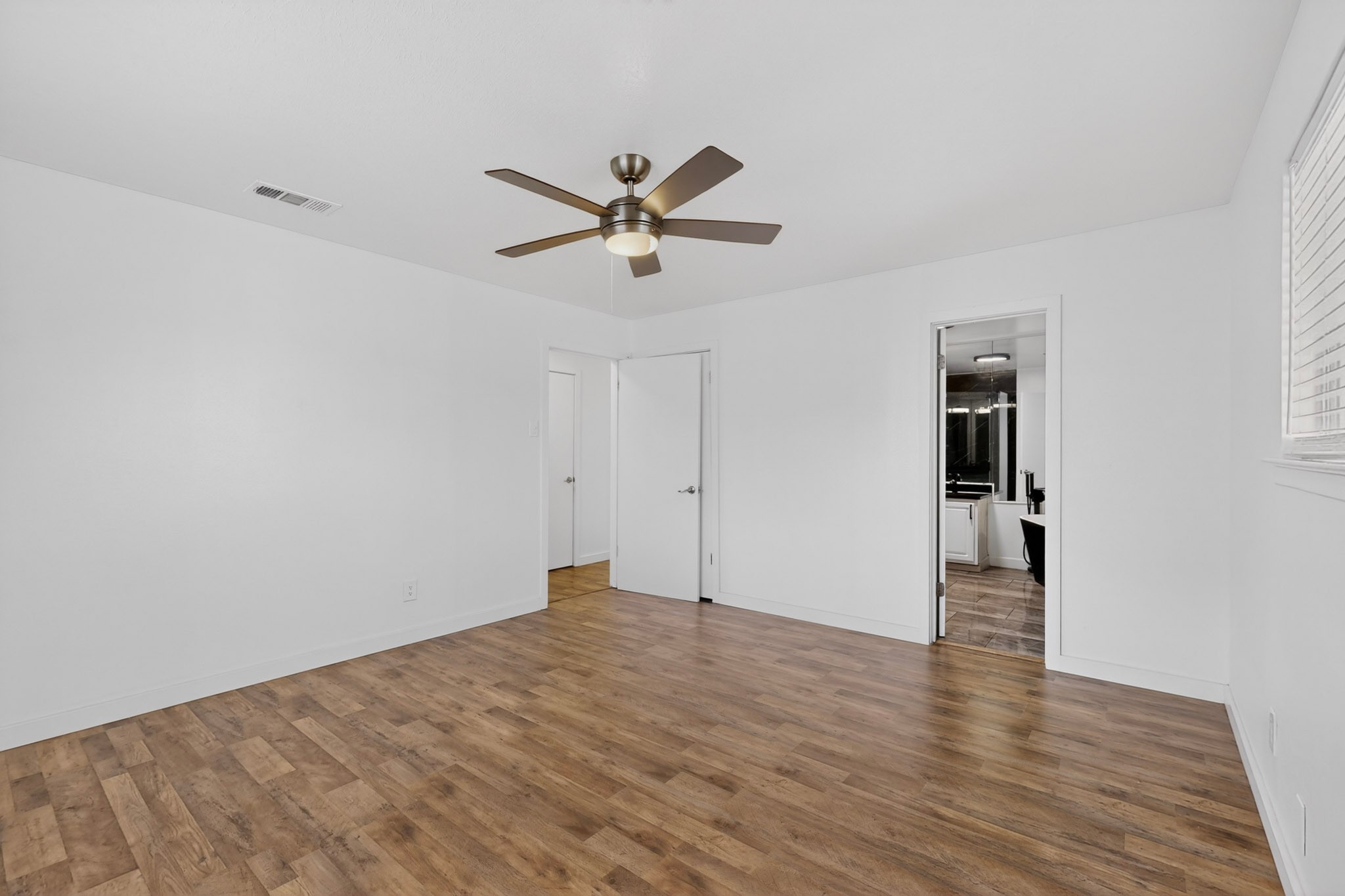 1545 Drury Drive Dallas TX 75232