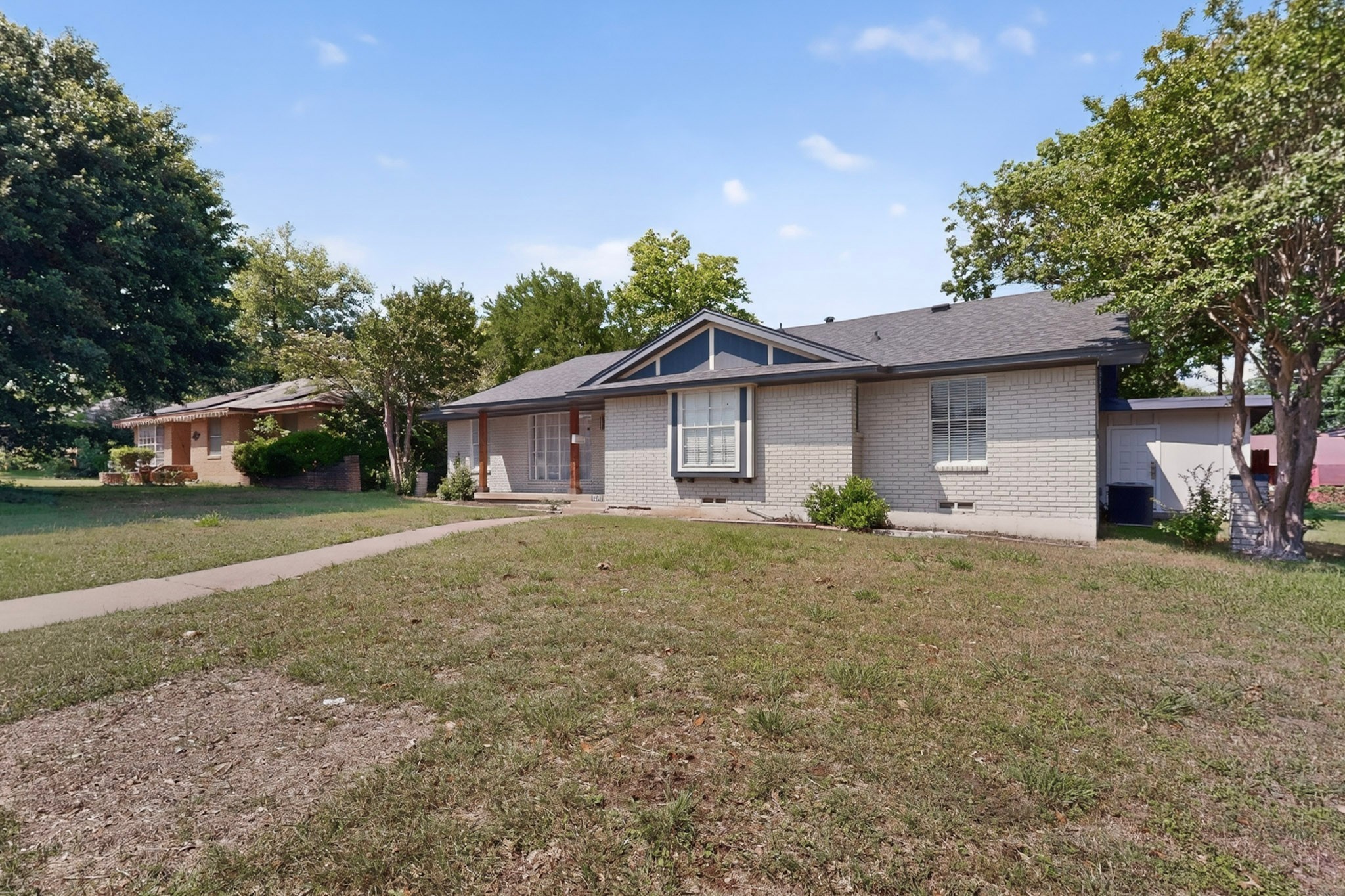 1545 Drury Drive Dallas TX 75232