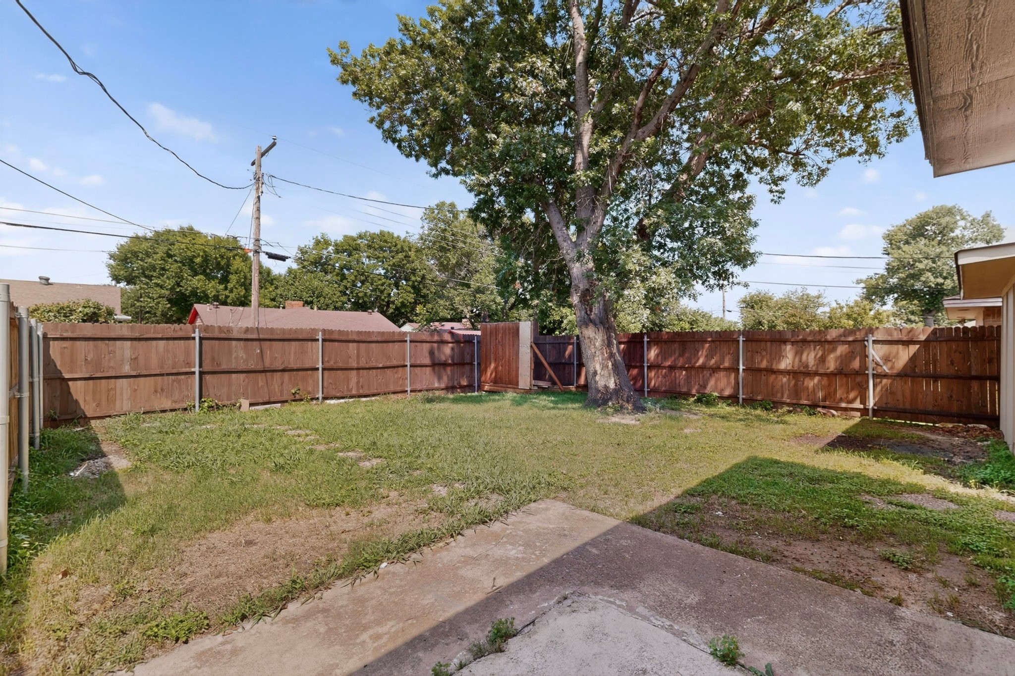 1545 Drury Drive Dallas TX 75232