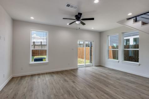 2427 Merlin Street Dallas TX 75215