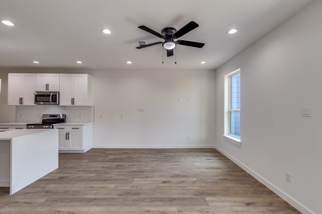 2427 Merlin Street Dallas TX 75215