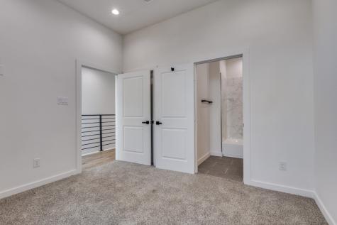 2427 Merlin Street Dallas TX 75215