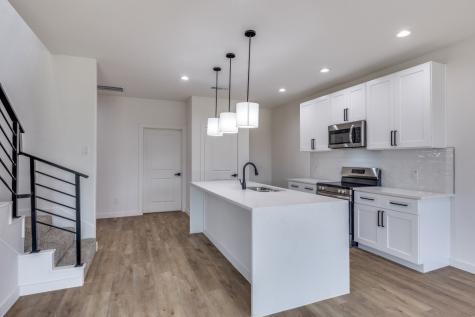 2427 Merlin Street Dallas TX 75215