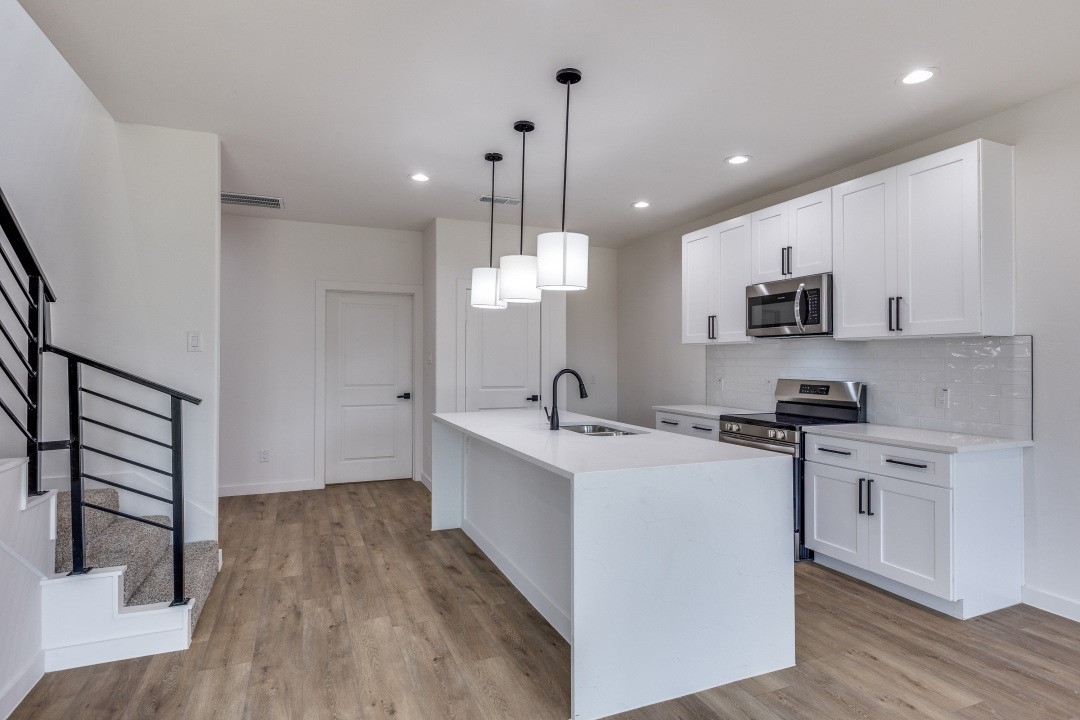 2427 Merlin Street Dallas TX 75215
