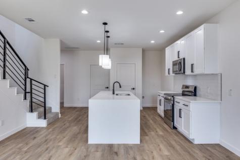 2427 Merlin Street Dallas TX 75215