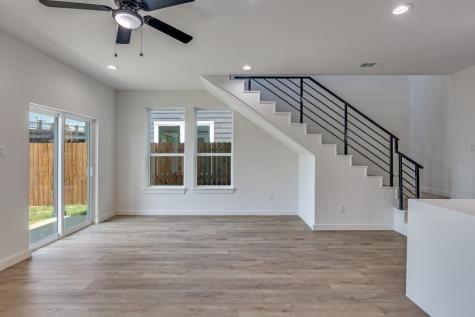 2427 Merlin Street Dallas TX 75215