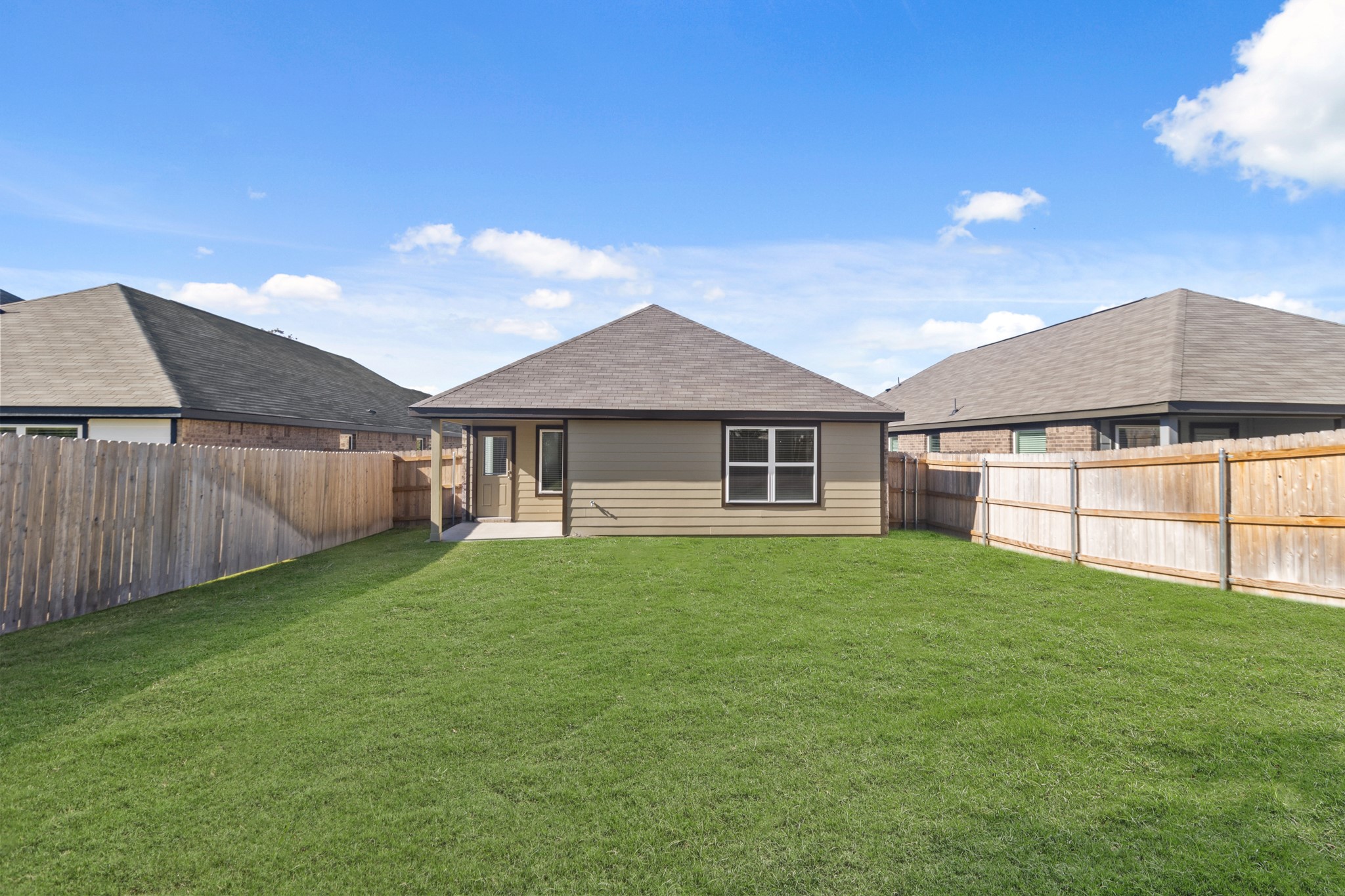 1505 Romans Road Ennis TX 75119