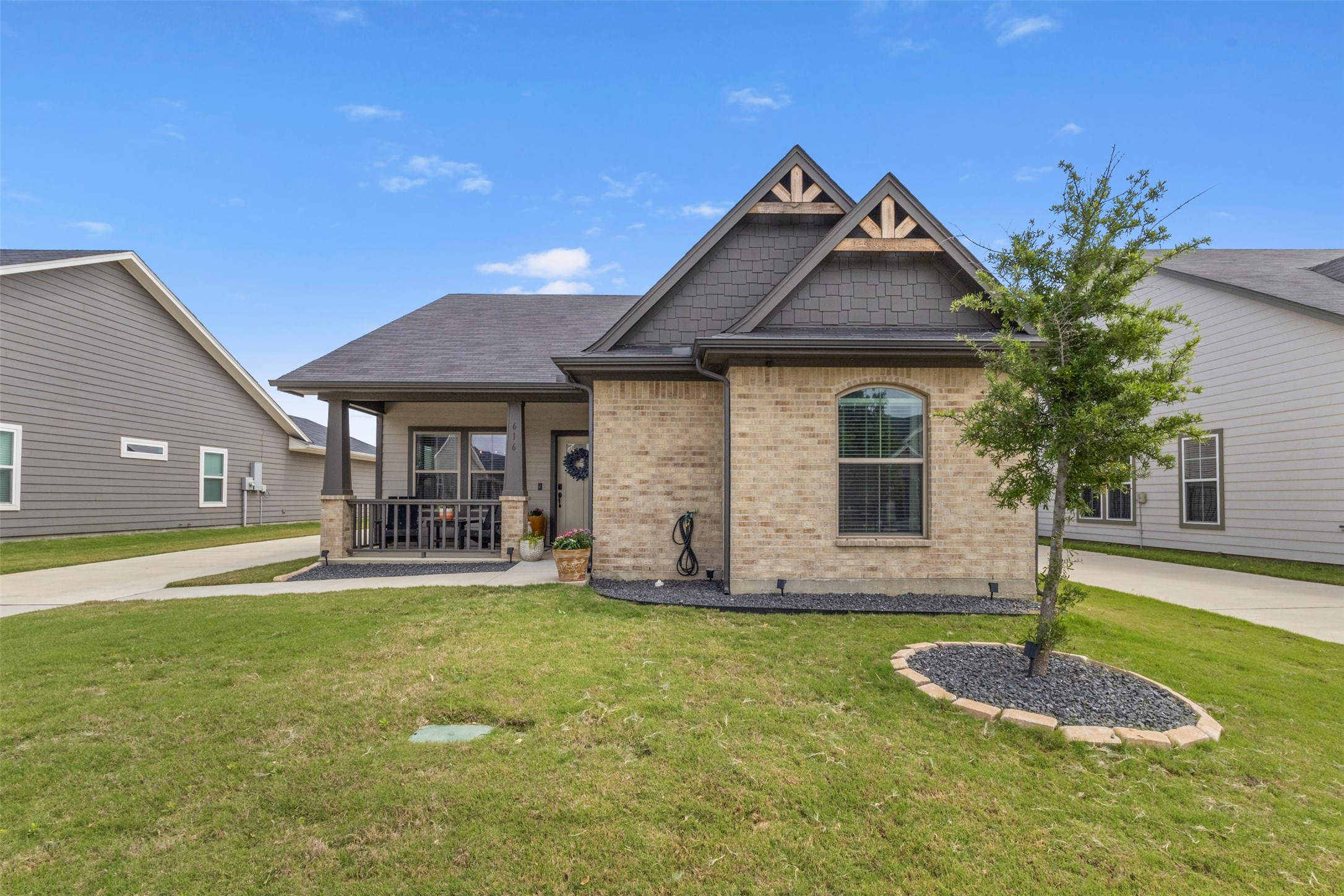 616 Charlotte Lane Burleson TX 76028