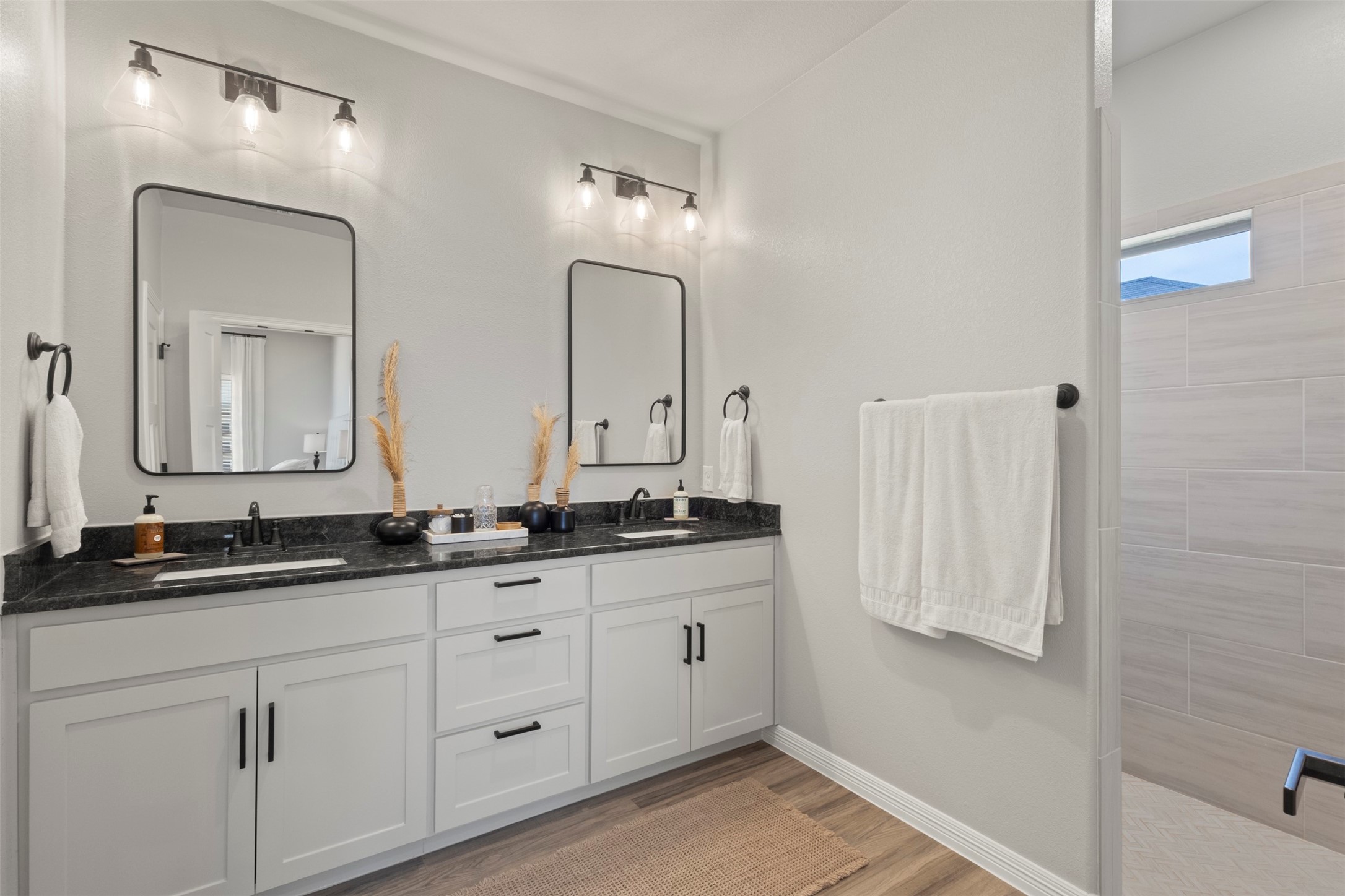 616 Charlotte Lane Burleson TX 76028