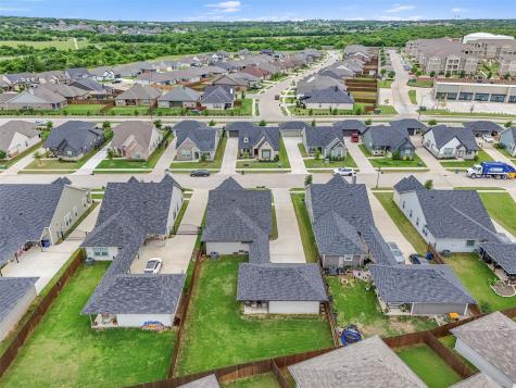 616 Charlotte Lane Burleson TX 76028