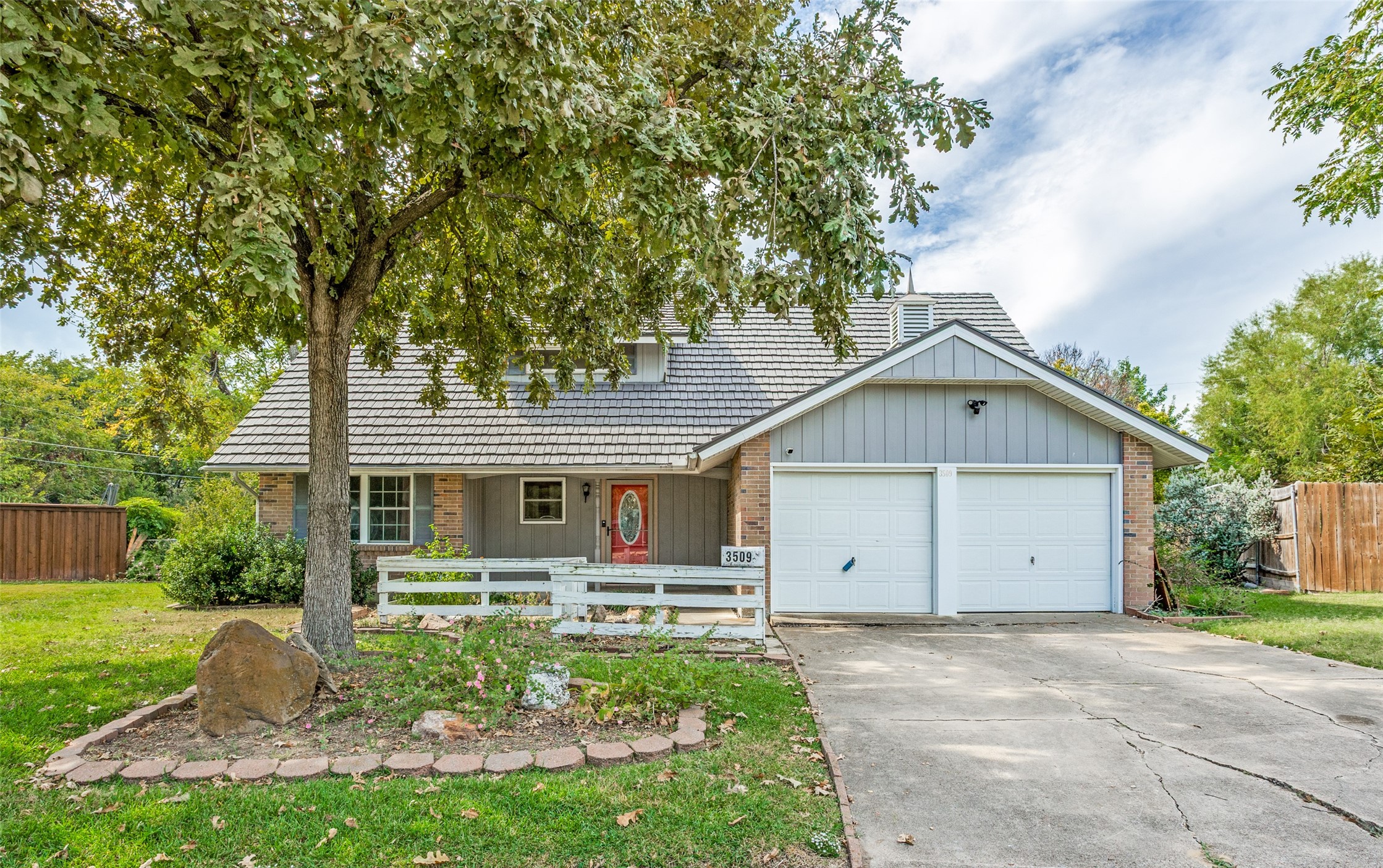 3509 Mcdonald Circle Garland TX 75041