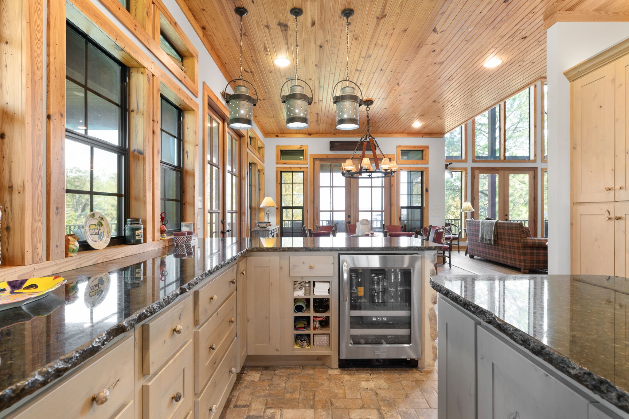 2501 Forest Hill Drive Tool TX 75143