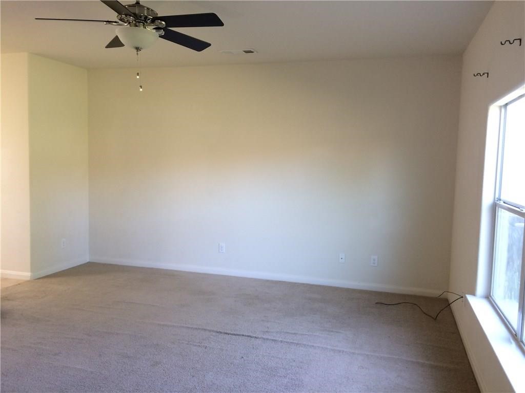 196 Dodge City Trail Newark TX 76071