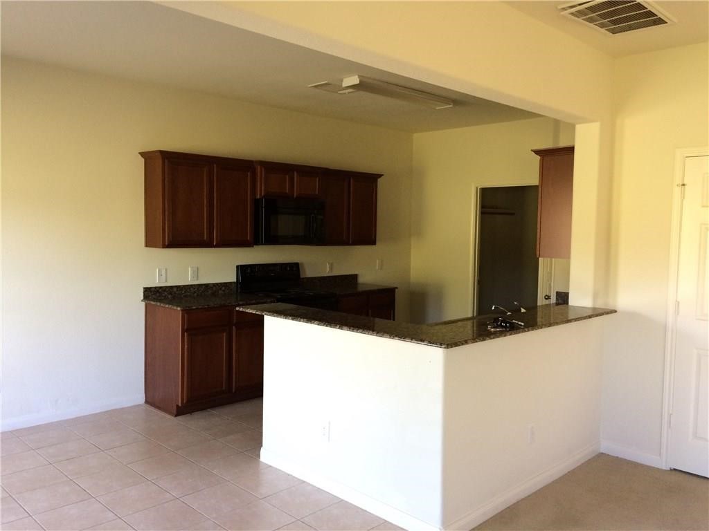 196 Dodge City Trail Newark TX 76071