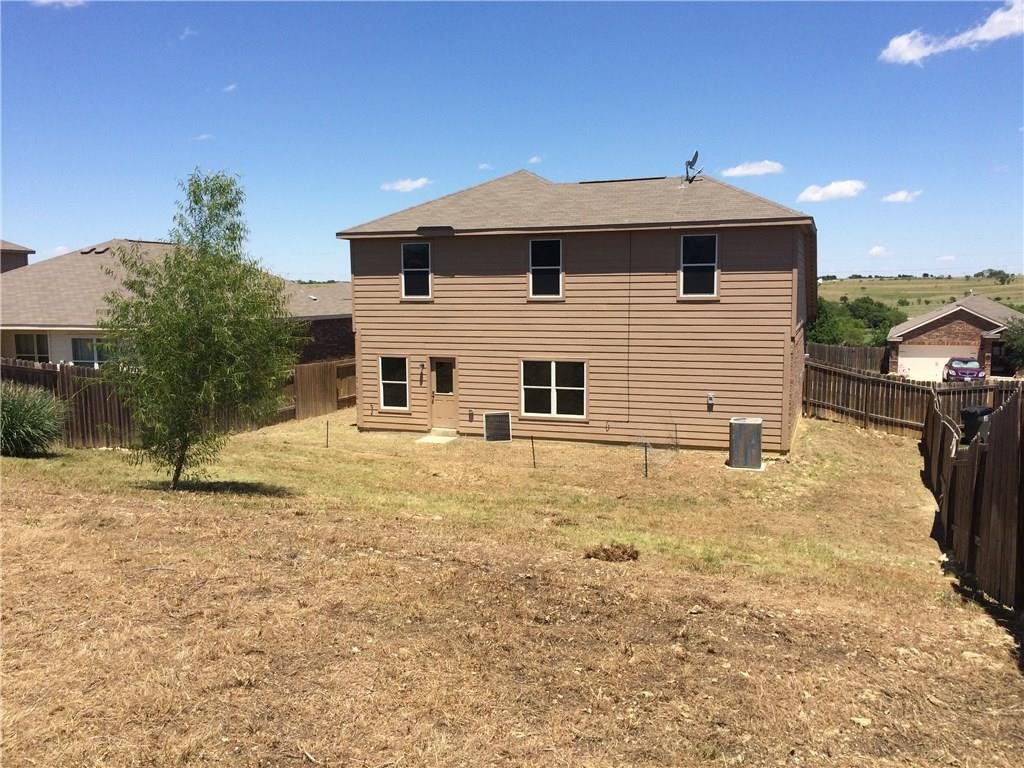 196 Dodge City Trail Newark TX 76071