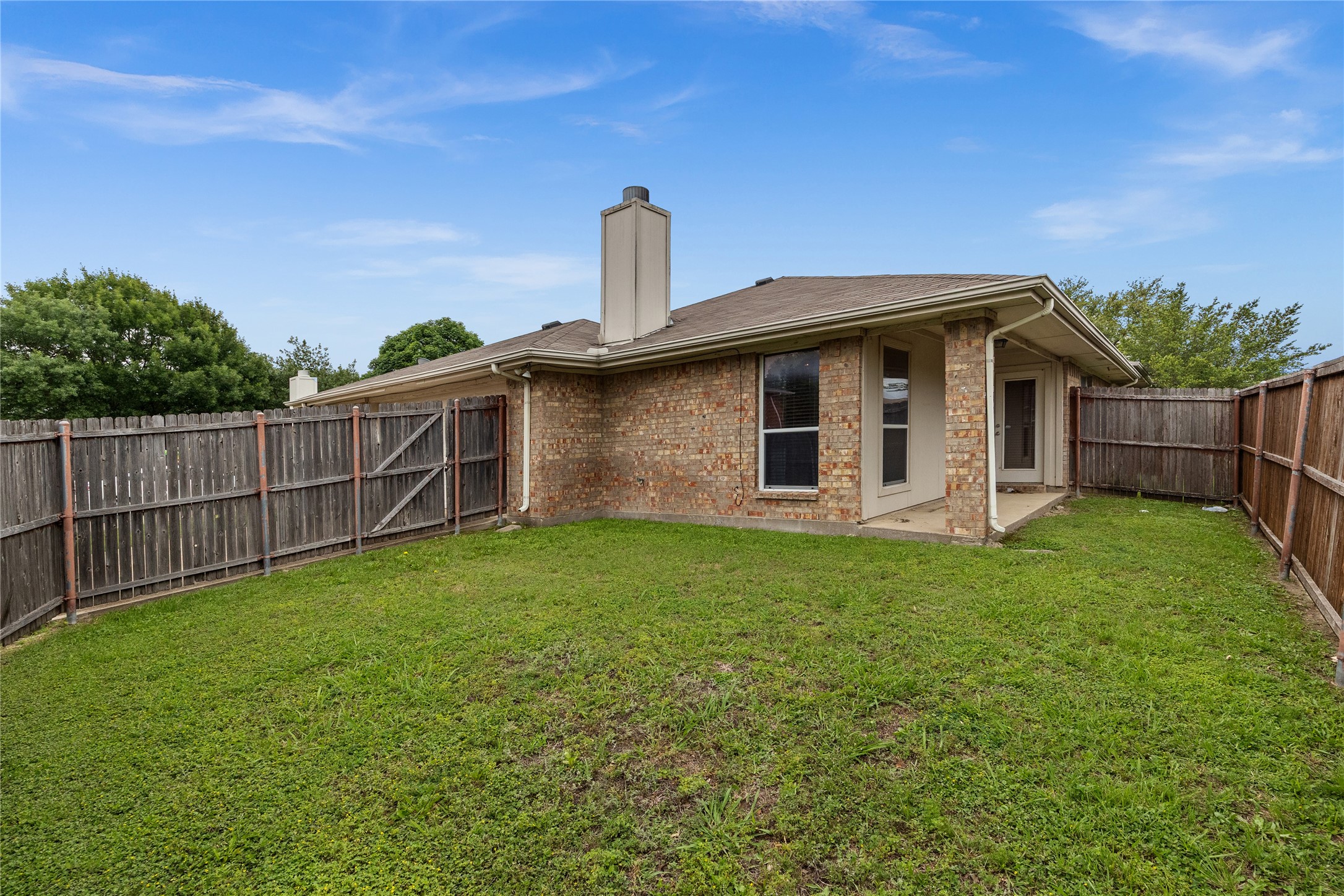 1707 W Venus Drive Lancaster TX 75134