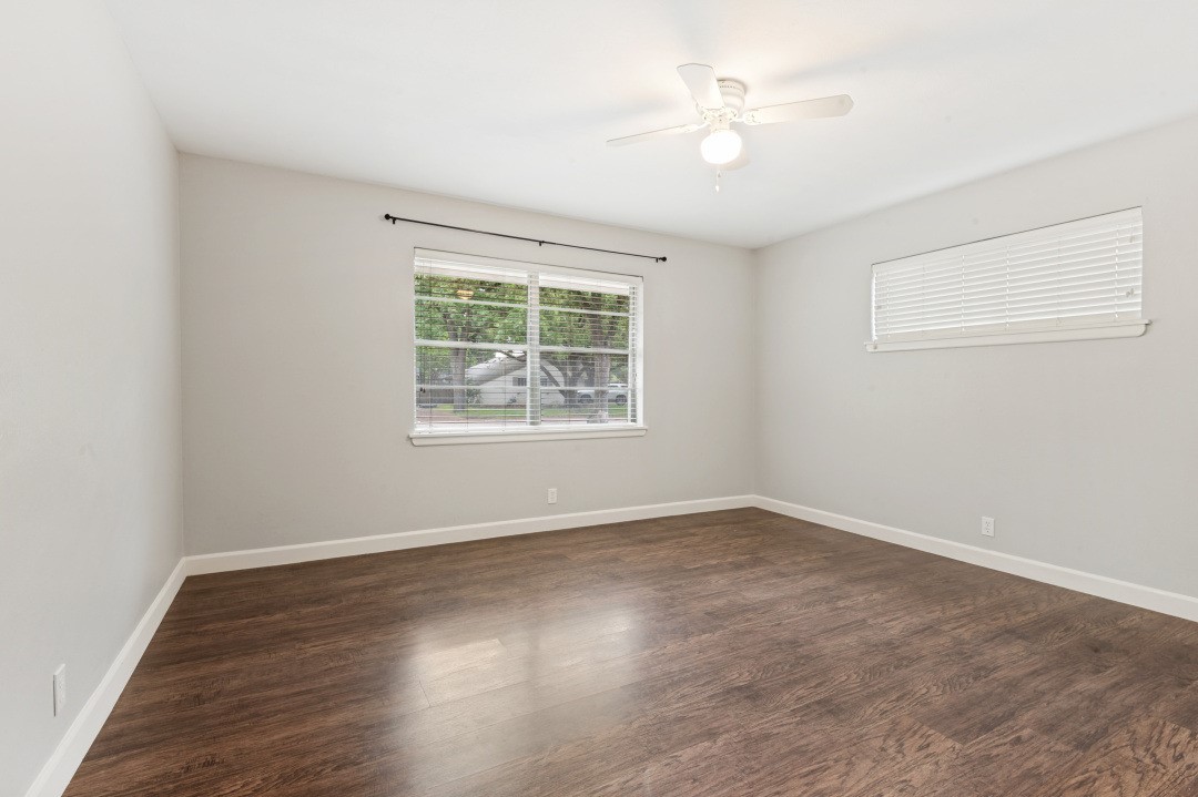 1809 Glenbrook Drive Irving TX 75061