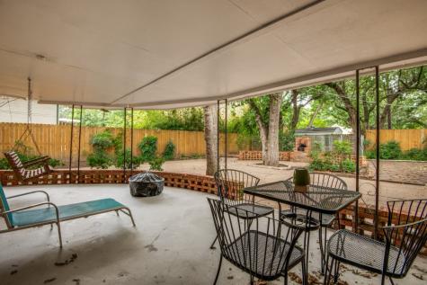 1809 Glenbrook Drive Irving TX 75061