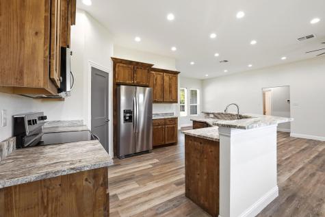 903 W Cardinal Street Ector TX 75439