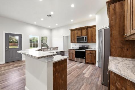 903 W Cardinal Street Ector TX 75439