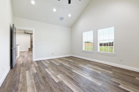 903 W Cardinal Street Ector TX 75439