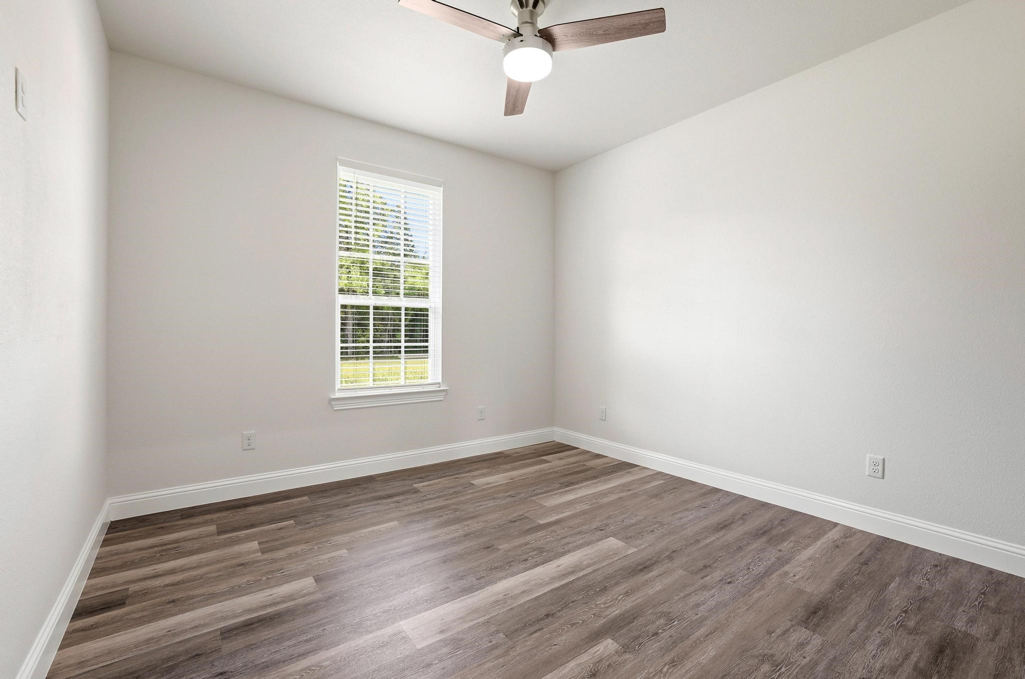 903 W Cardinal Street Ector TX 75439