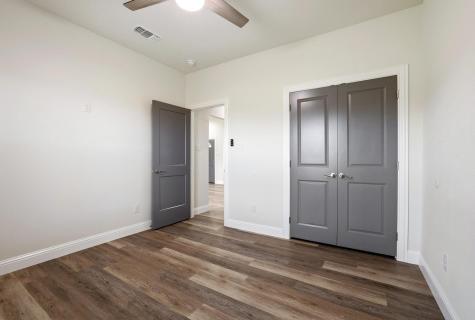 903 W Cardinal Street Ector TX 75439