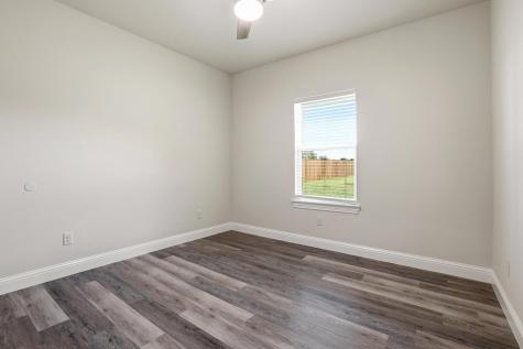903 W Cardinal Street Ector TX 75439