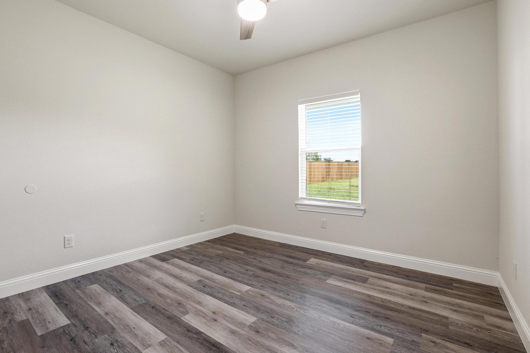 903 W Cardinal Street Ector TX 75439