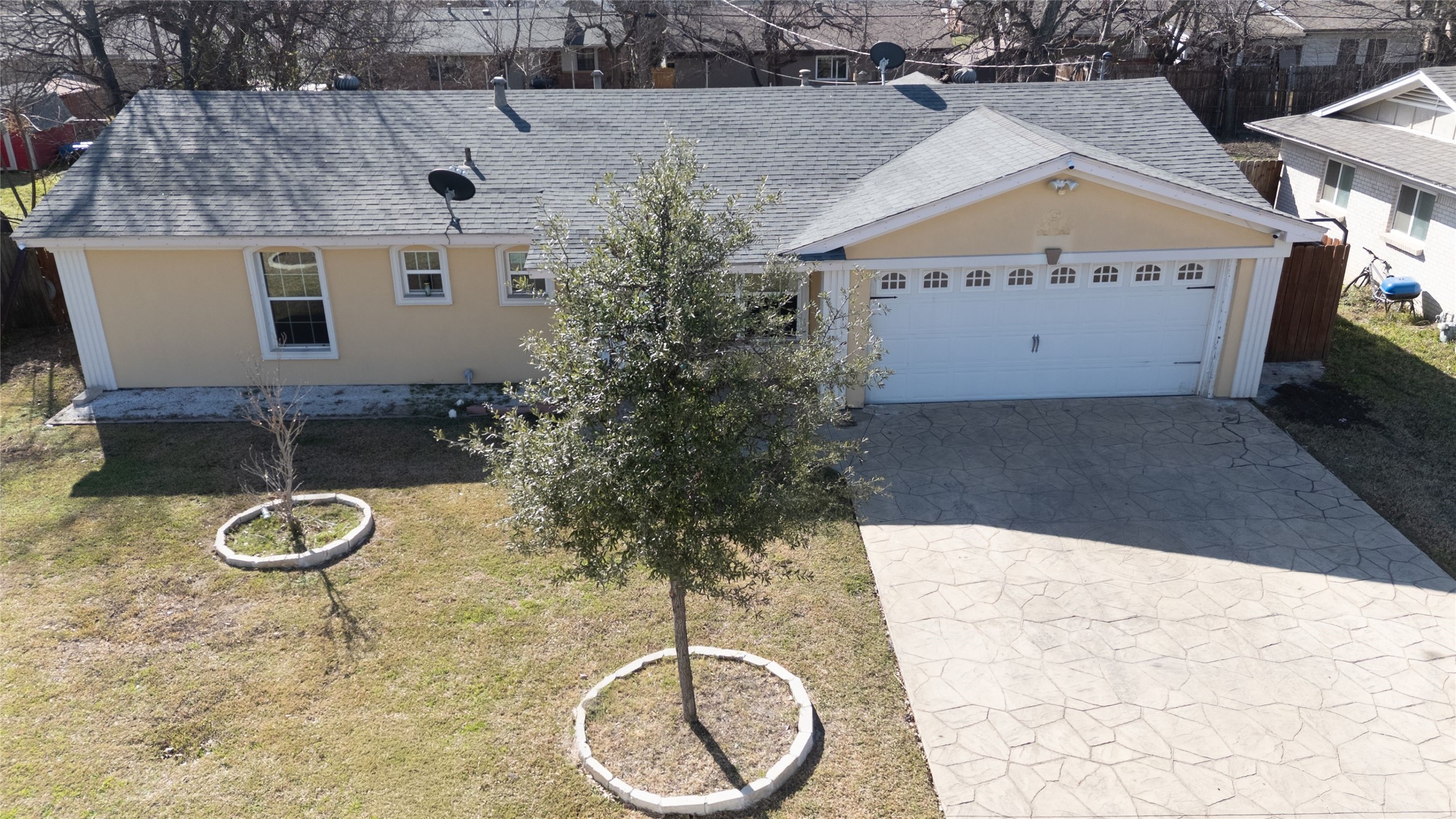 913 Russell Road Everman TX 76140