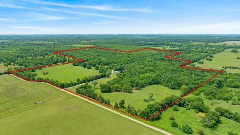 690 County Road 15560 Paris TX 75462