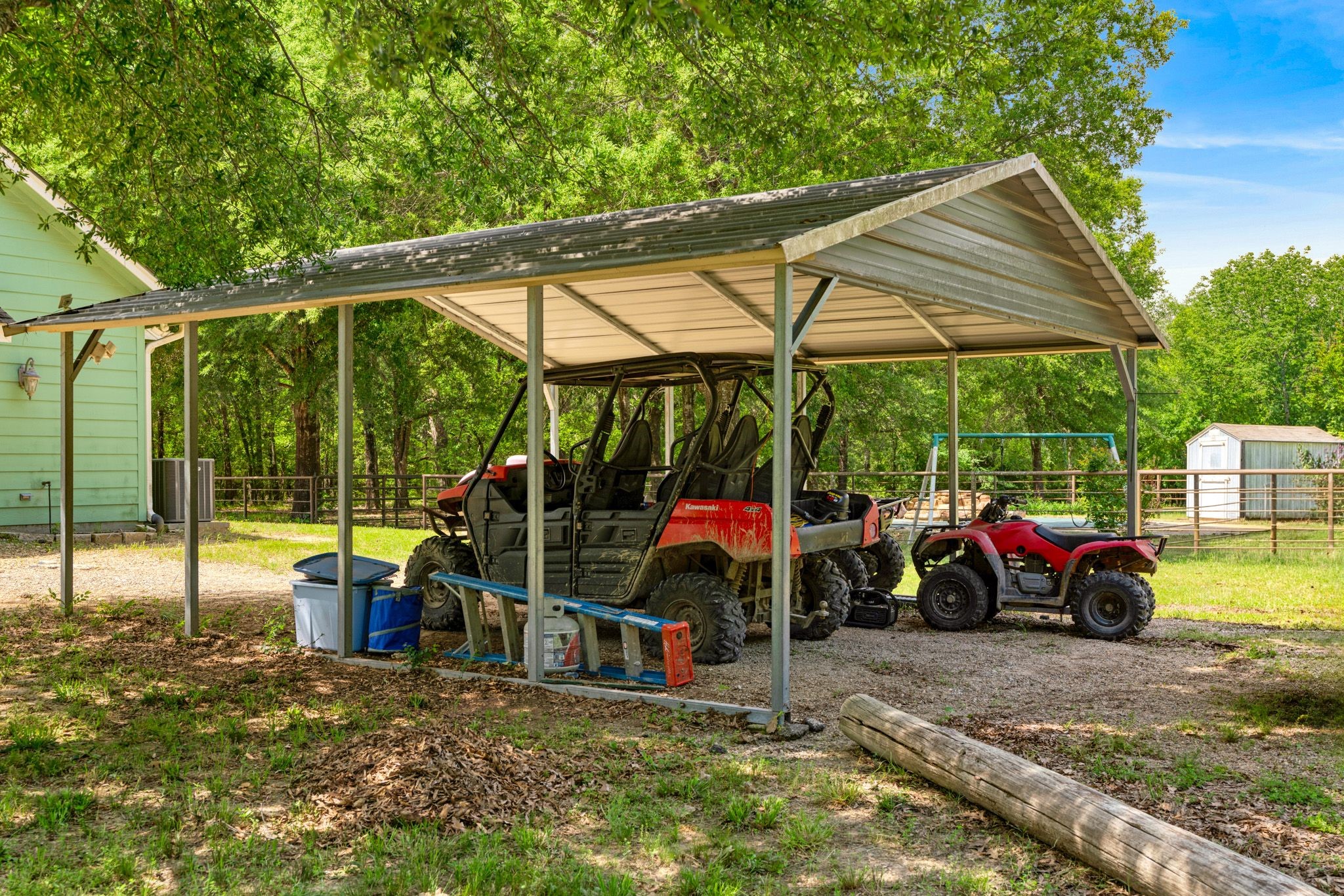 690 County Road 15560 Paris TX 75462