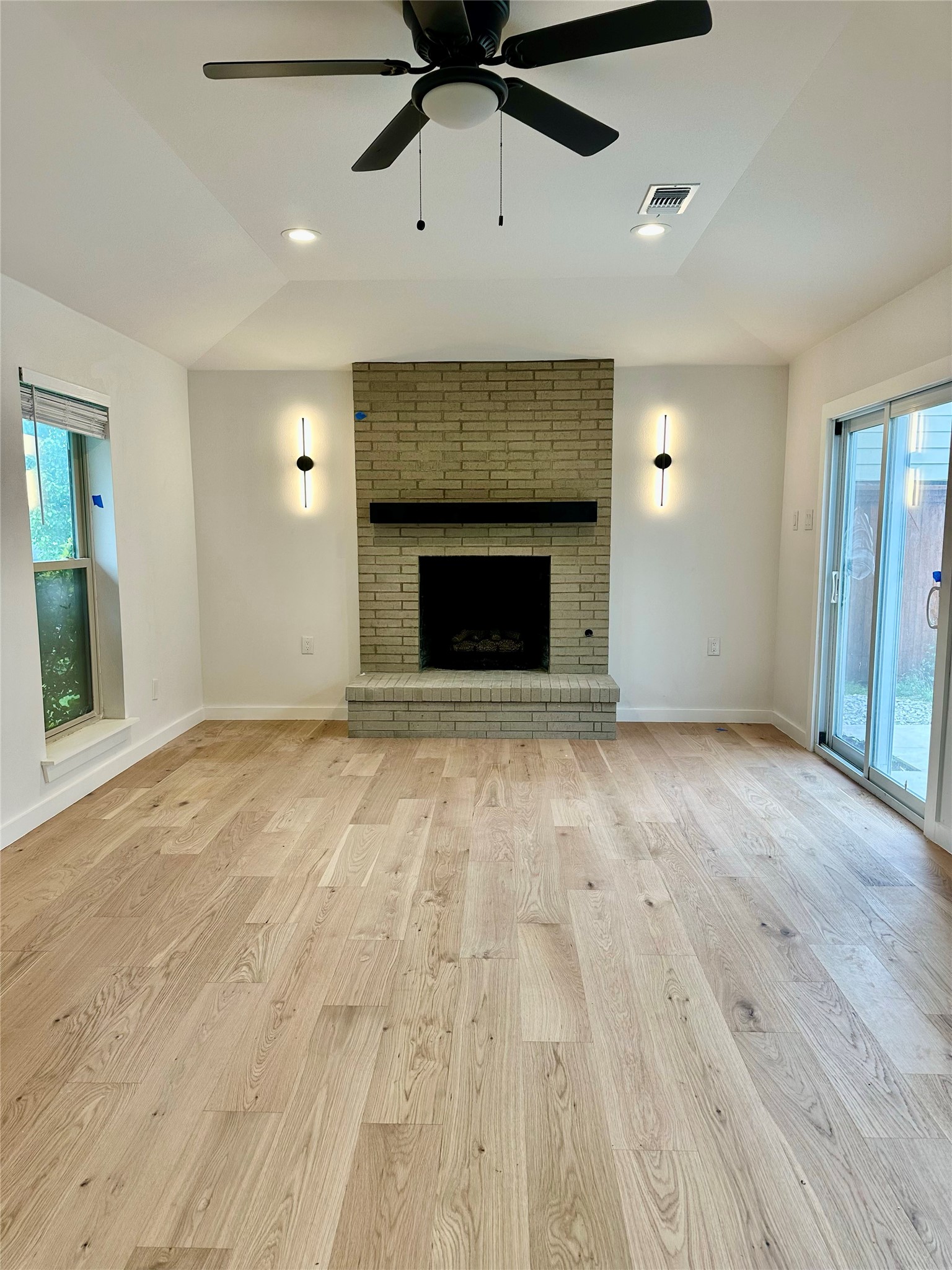 5014 Roundtable Lane Garland TX 75044