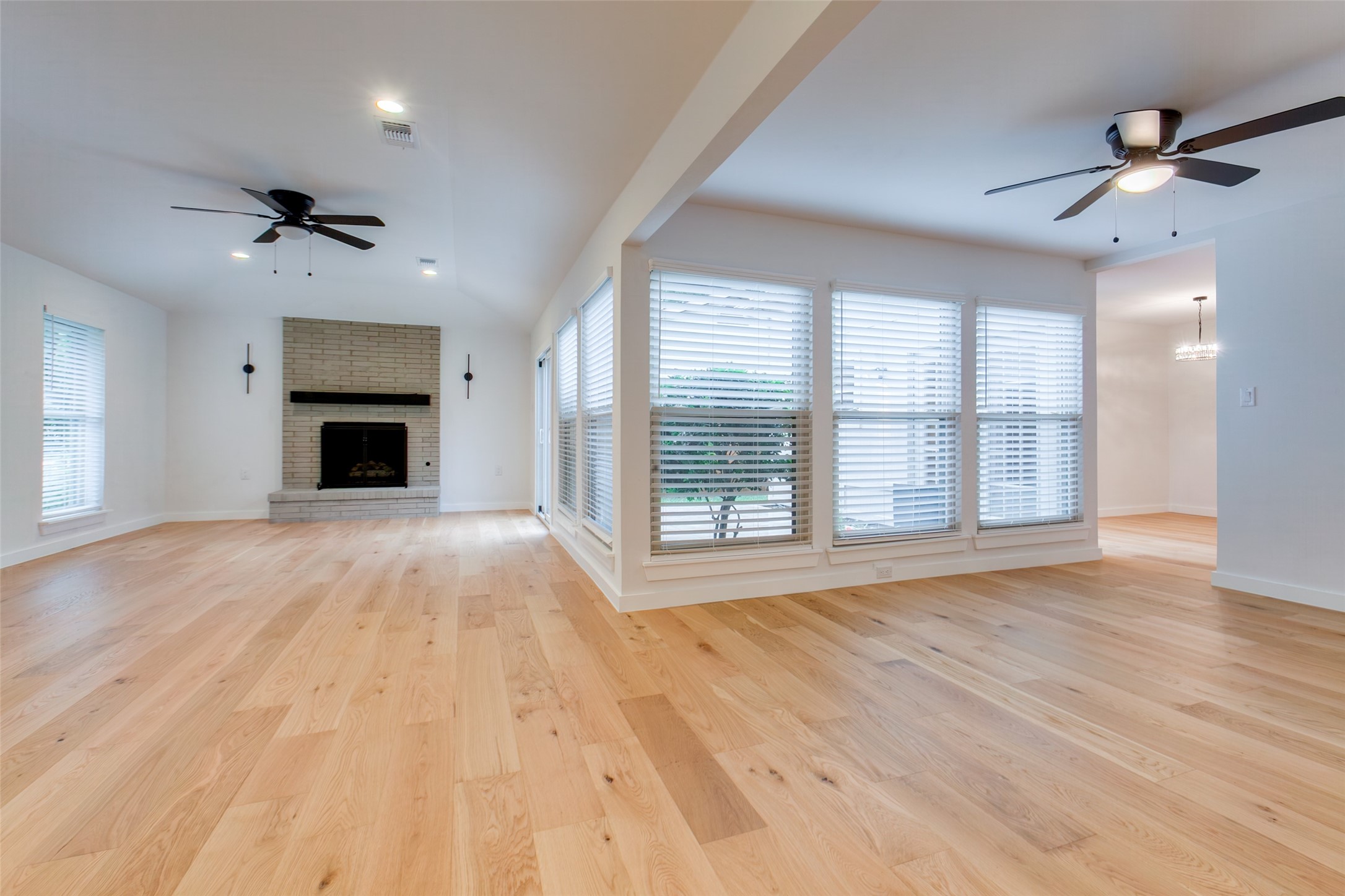 5014 Roundtable Lane Garland TX 75044