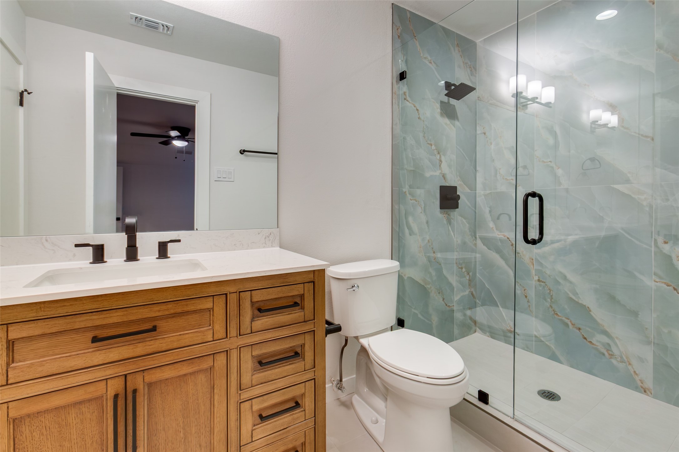 5014 Roundtable Lane Garland TX 75044